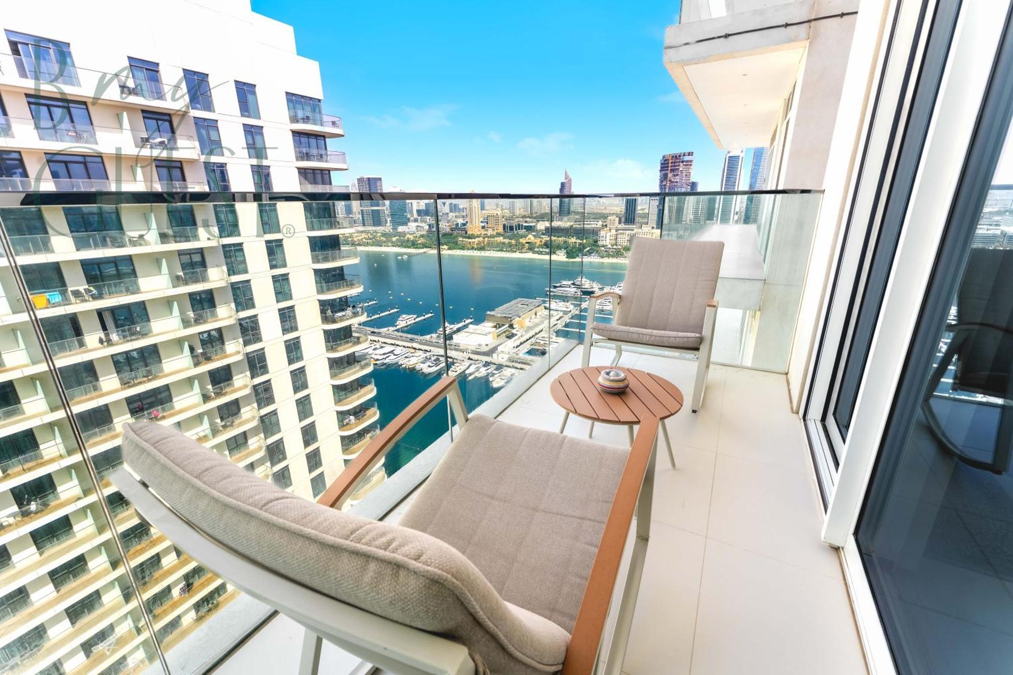 Peerless 3br Beachfront Living In Sunrise Bay *